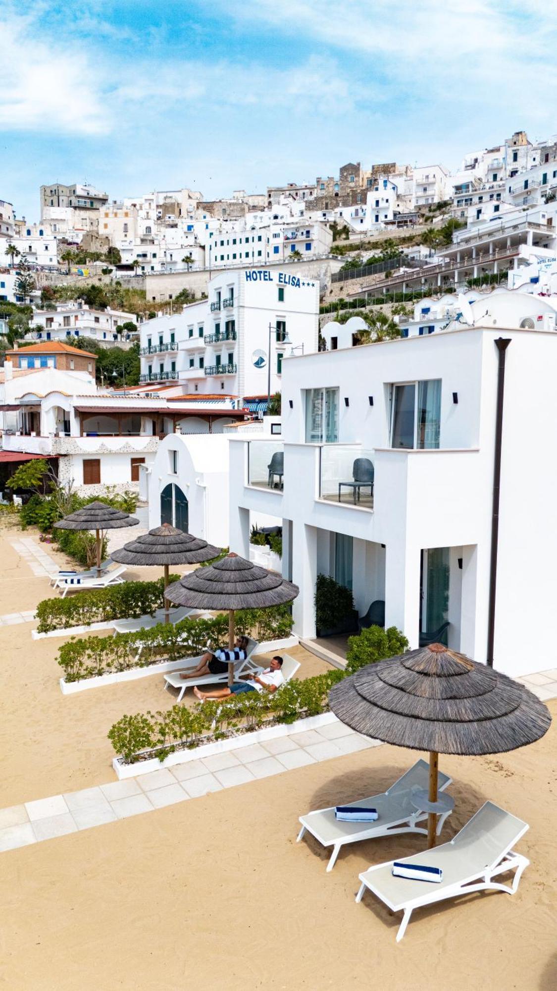Marina Bay Beach Suites Peschici Exterior foto