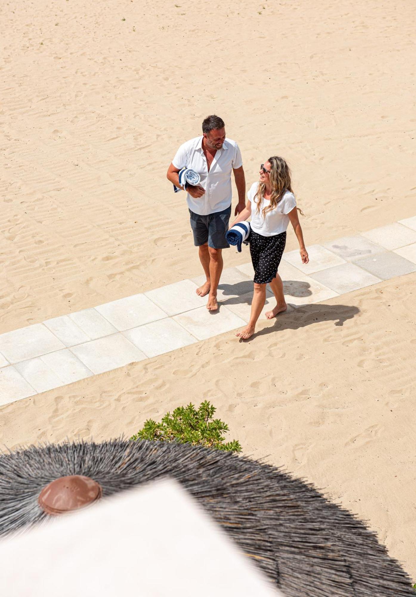 Marina Bay Beach Suites Peschici Exterior foto